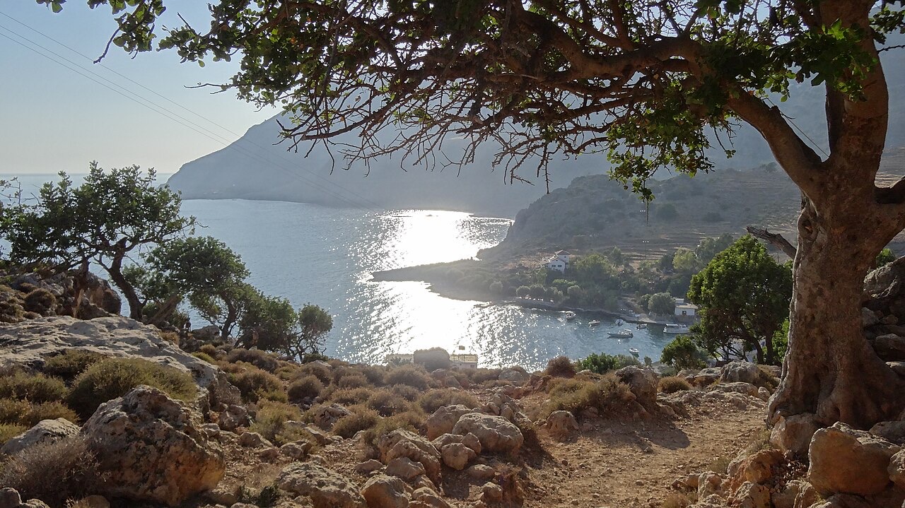 Hiking Crete Beyond Samaria: Gorges, Coastal Paths and the E4