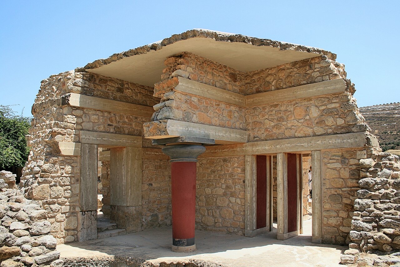 A Minoan Crete Itinerary: Four Palaces in Five Days